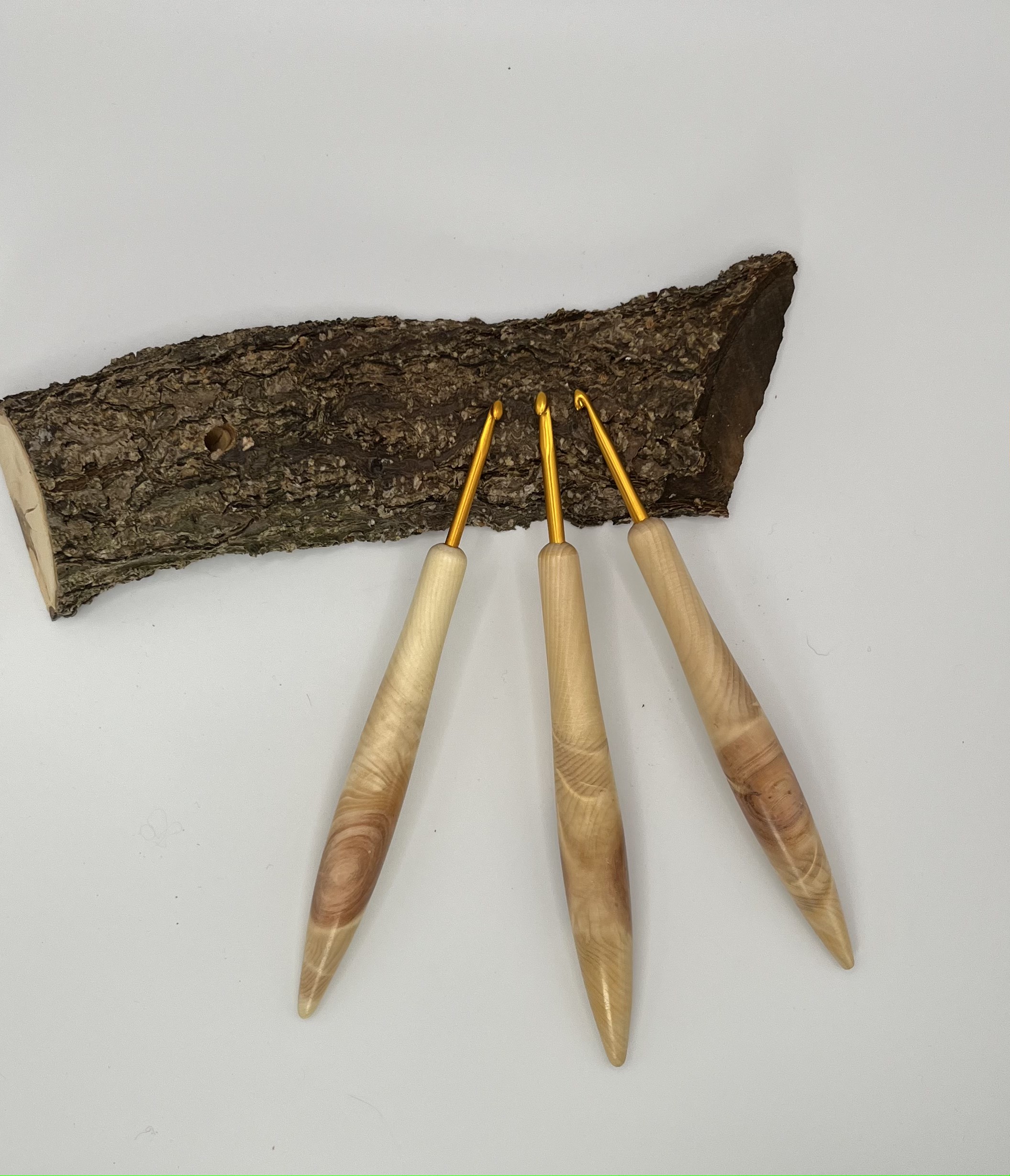 Häkelnadel Zirbe Set2 Zapfenform