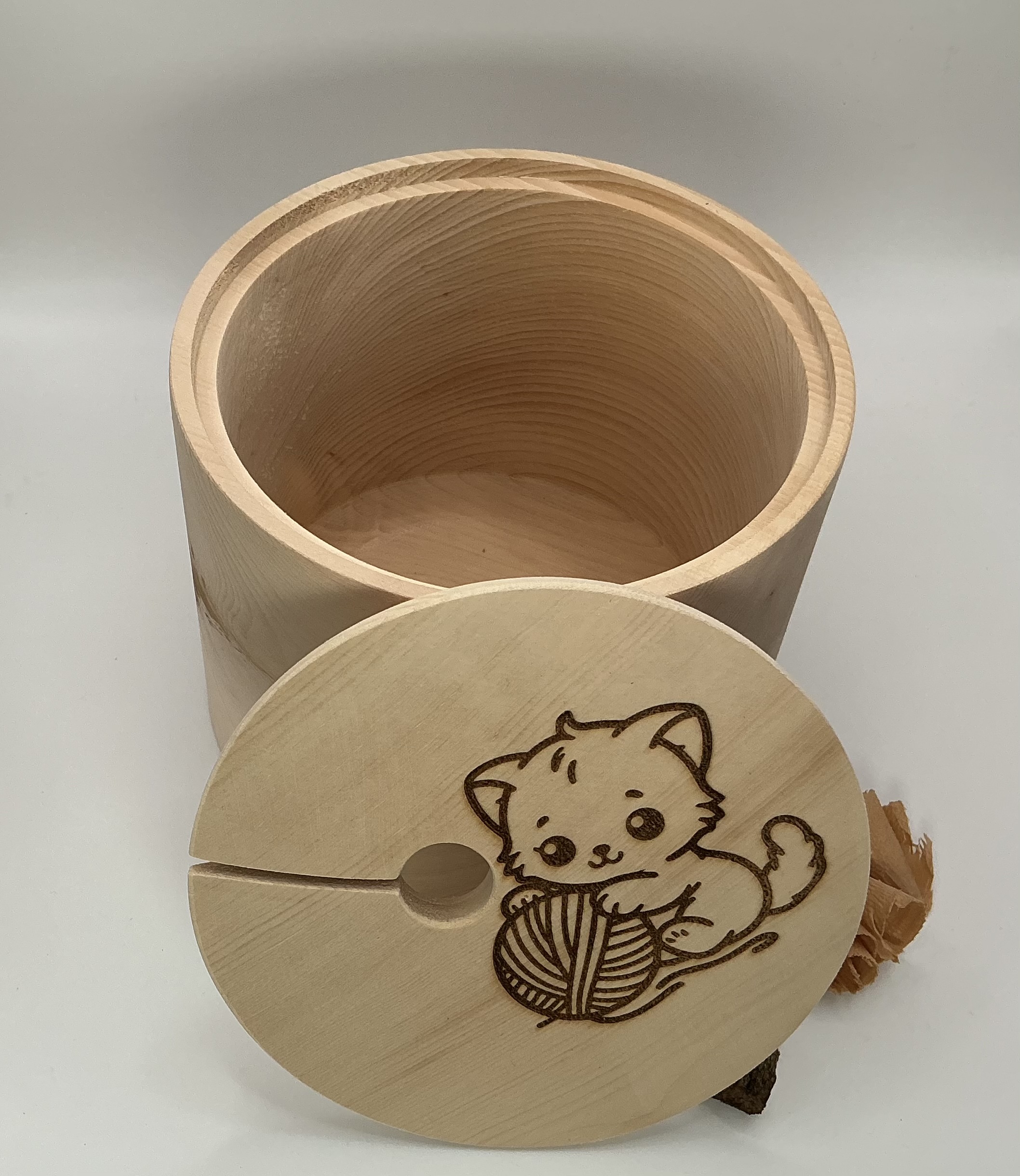 Garnschale klein mit Deckel