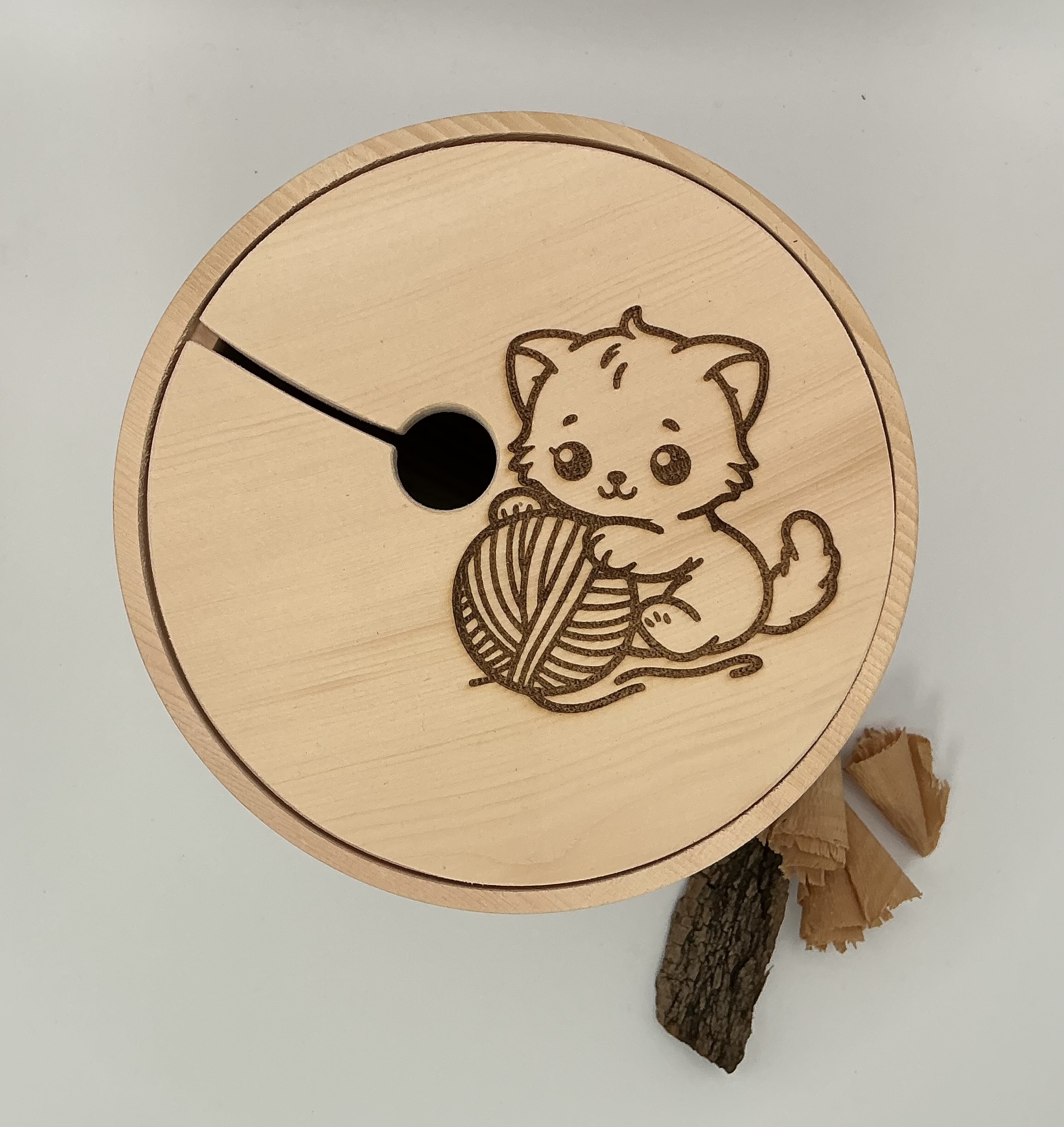 Garnschale klein mit Deckel