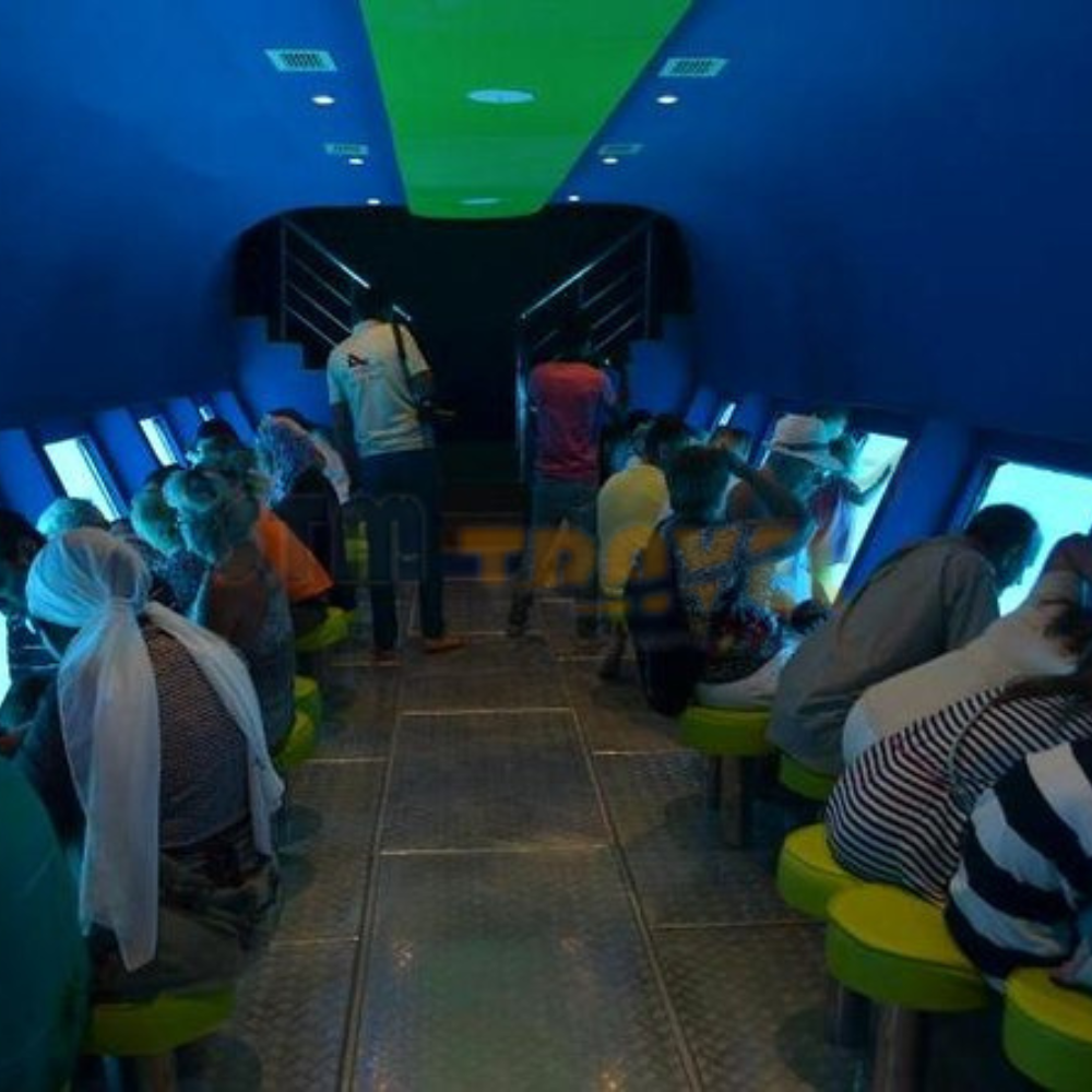 Mini-submarine + snorkeling excursion in Hurghada