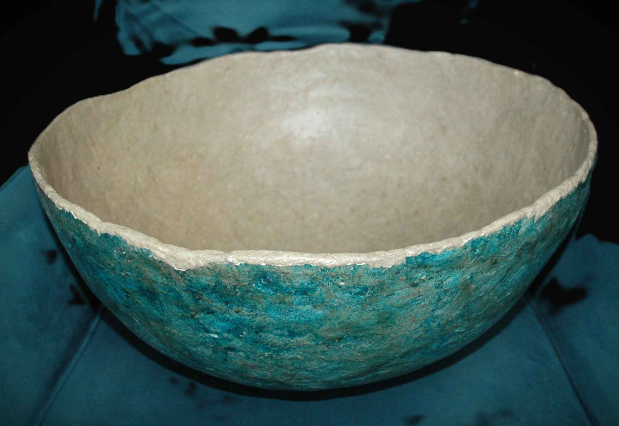 Grande coupe patine bleue
