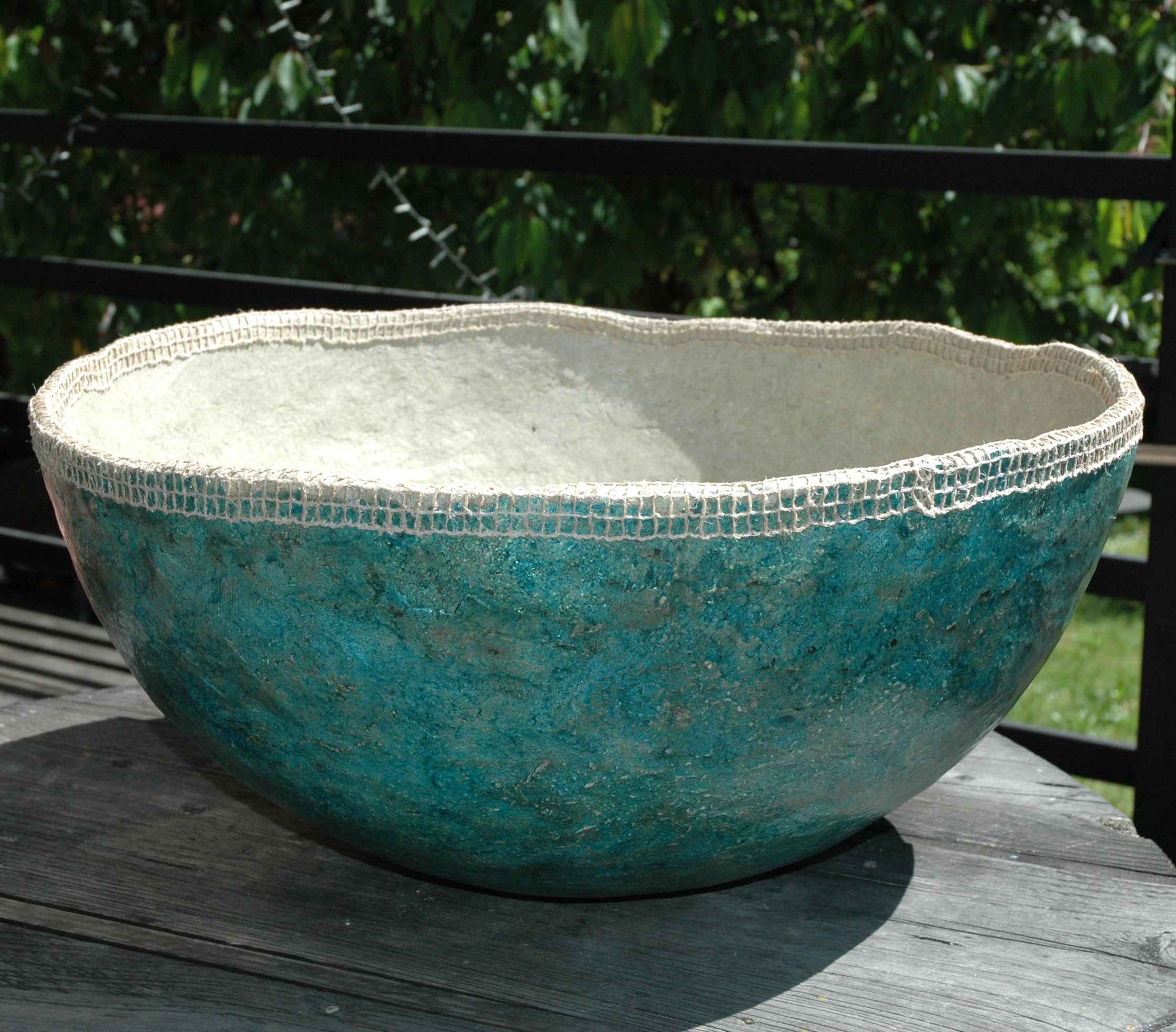 Grande coupe patine bleue intérieur naturel