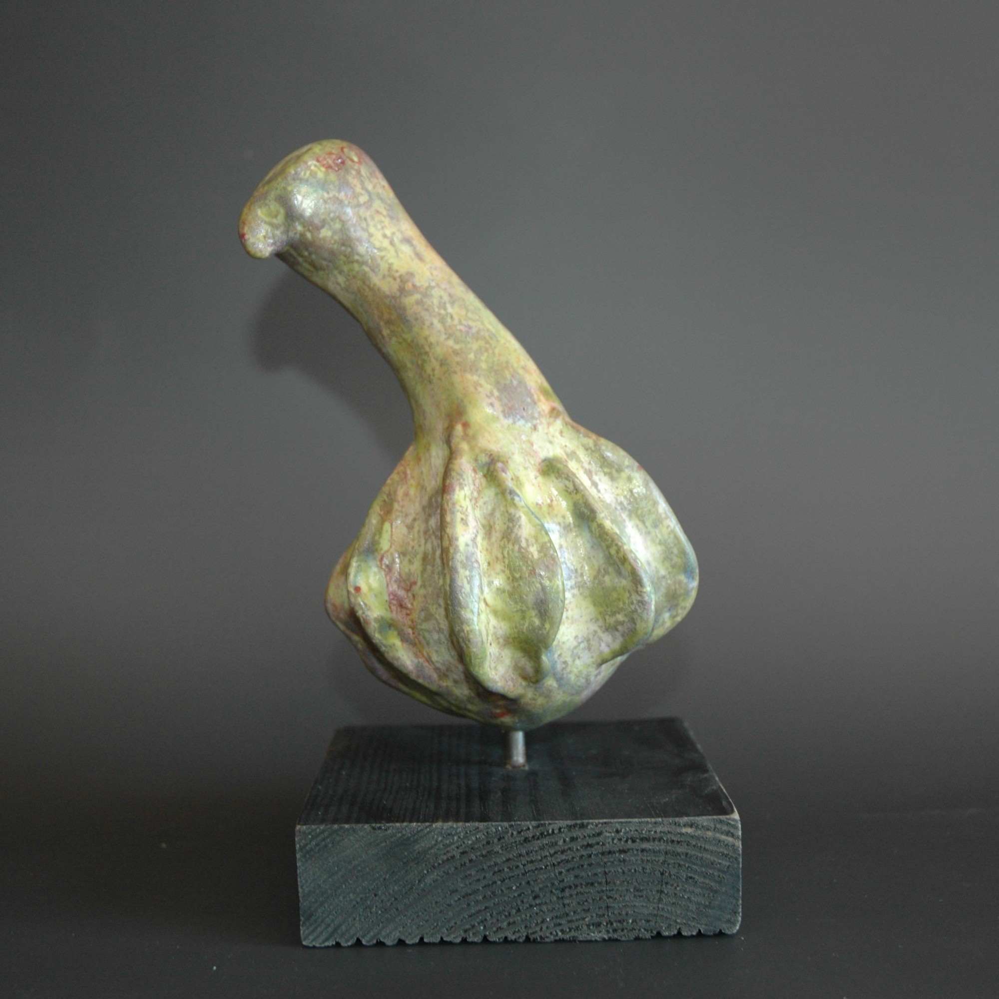 Sculpture petit rapace vert Toscane