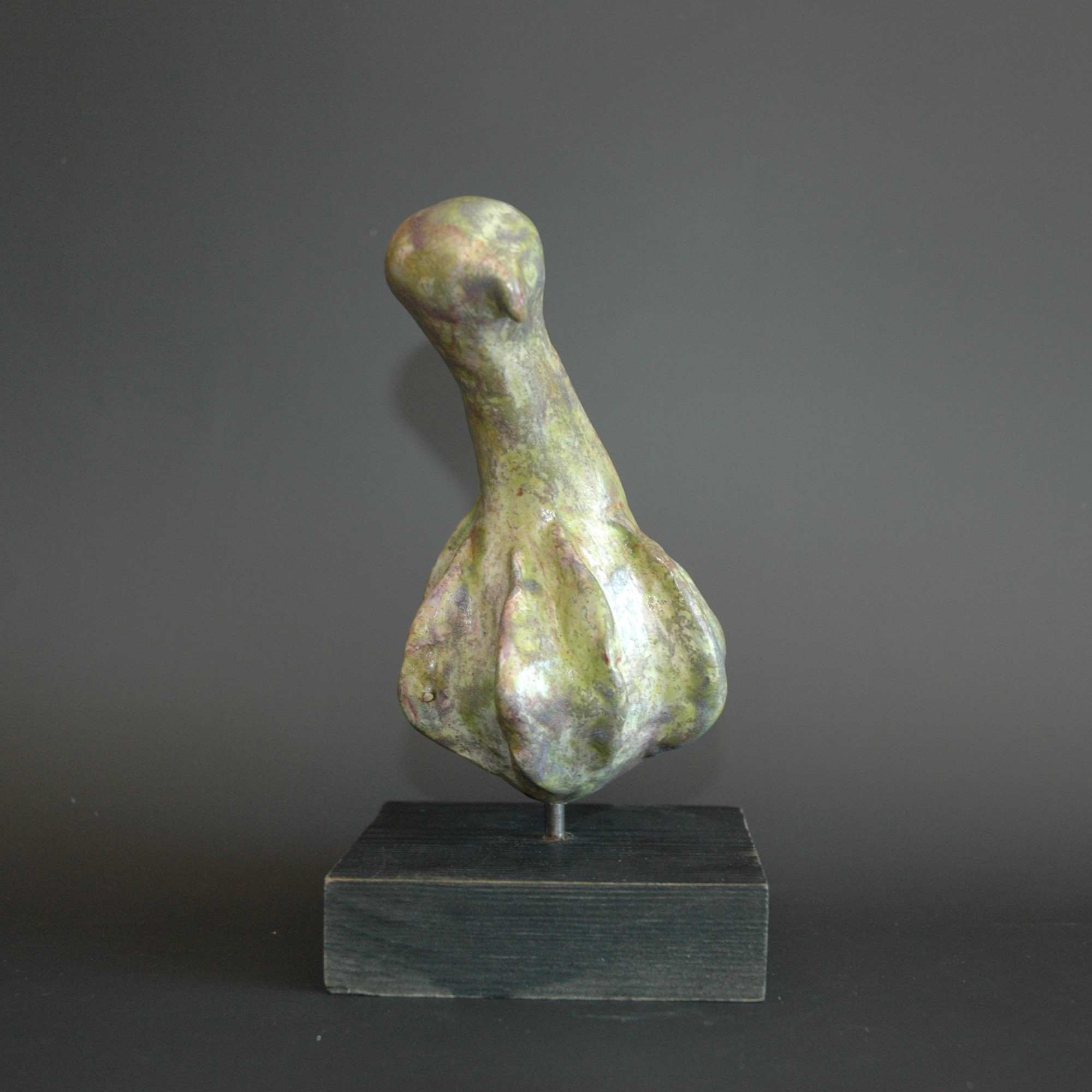 Sculpture petit rapace vert Toscane