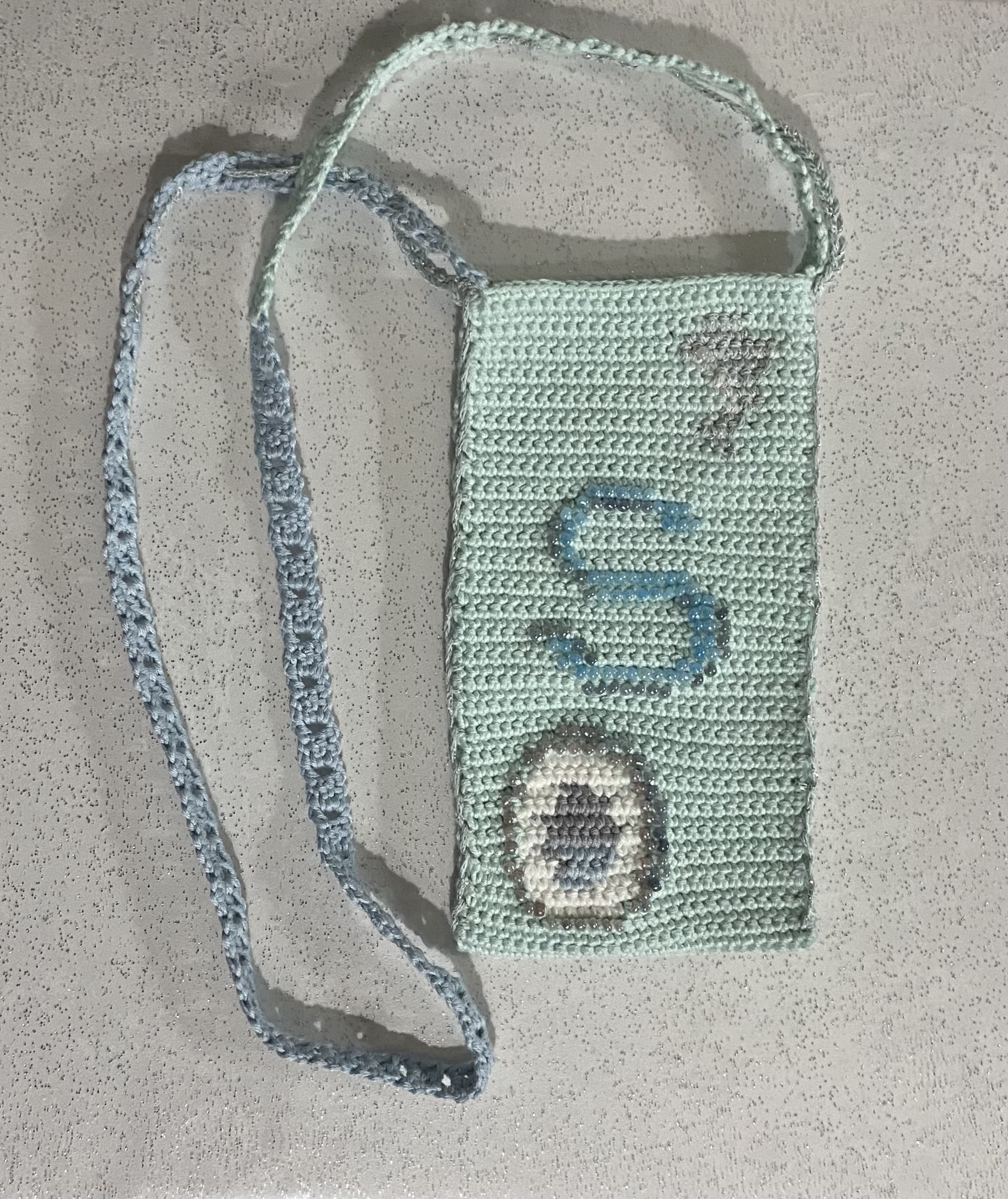 Pochette de téléphone en crochet