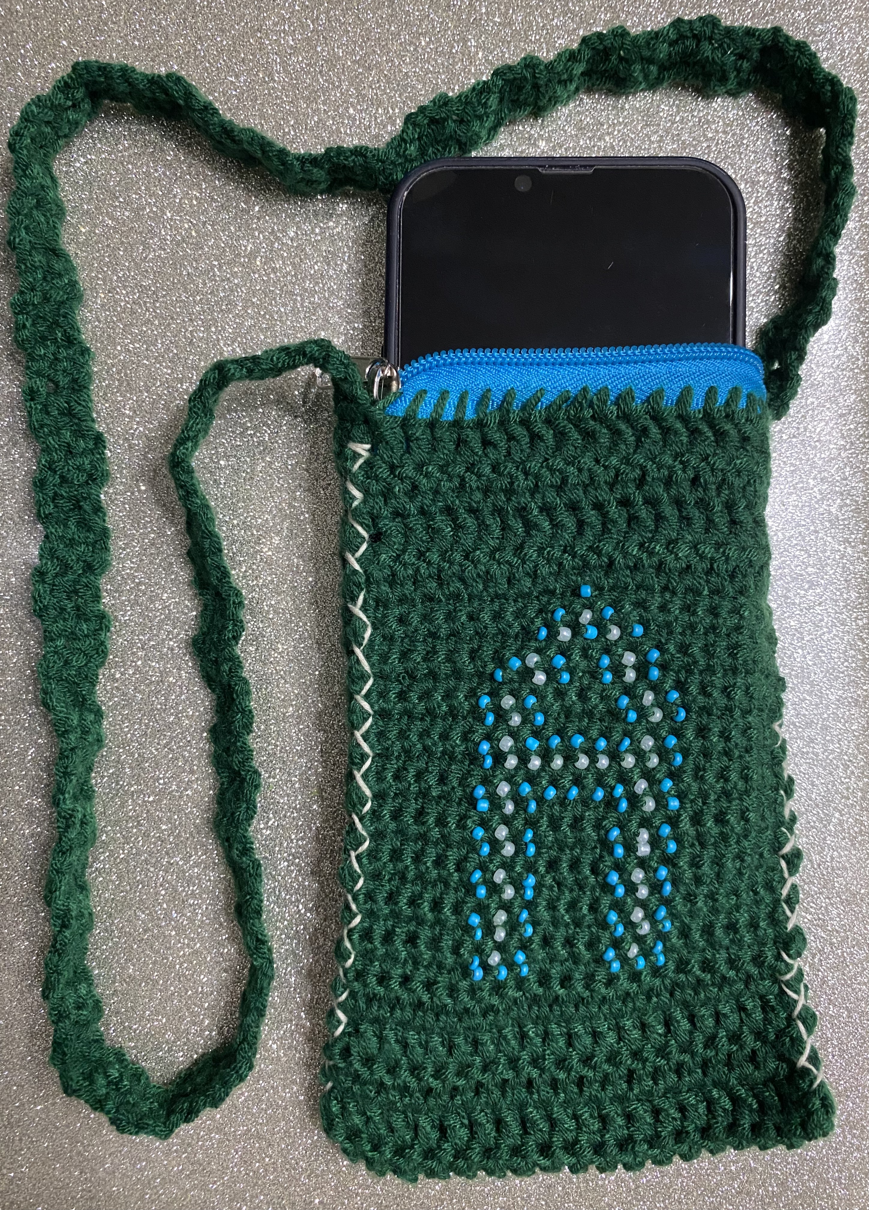 Pochette de téléphone en crochet