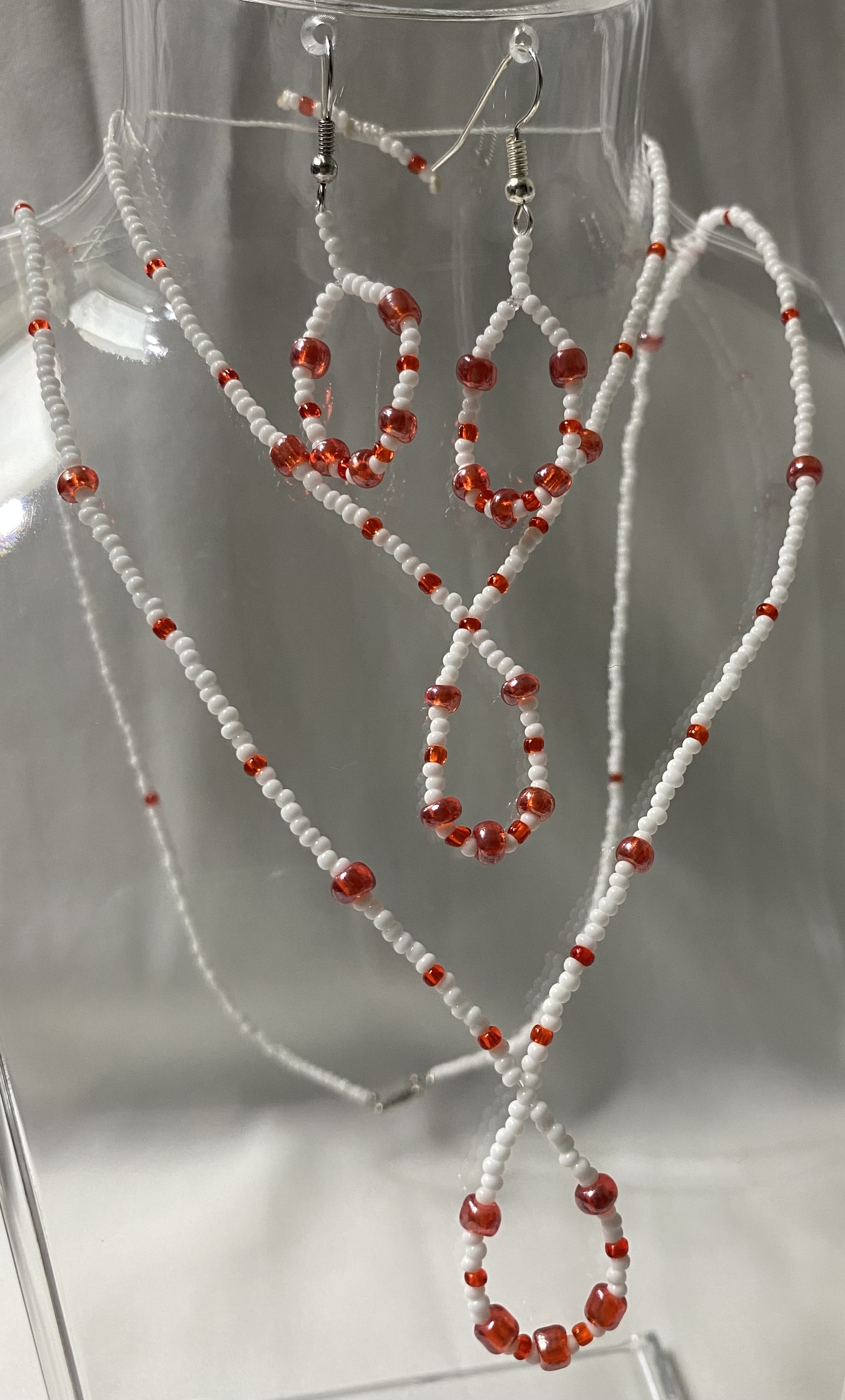 Parure rouge & neige