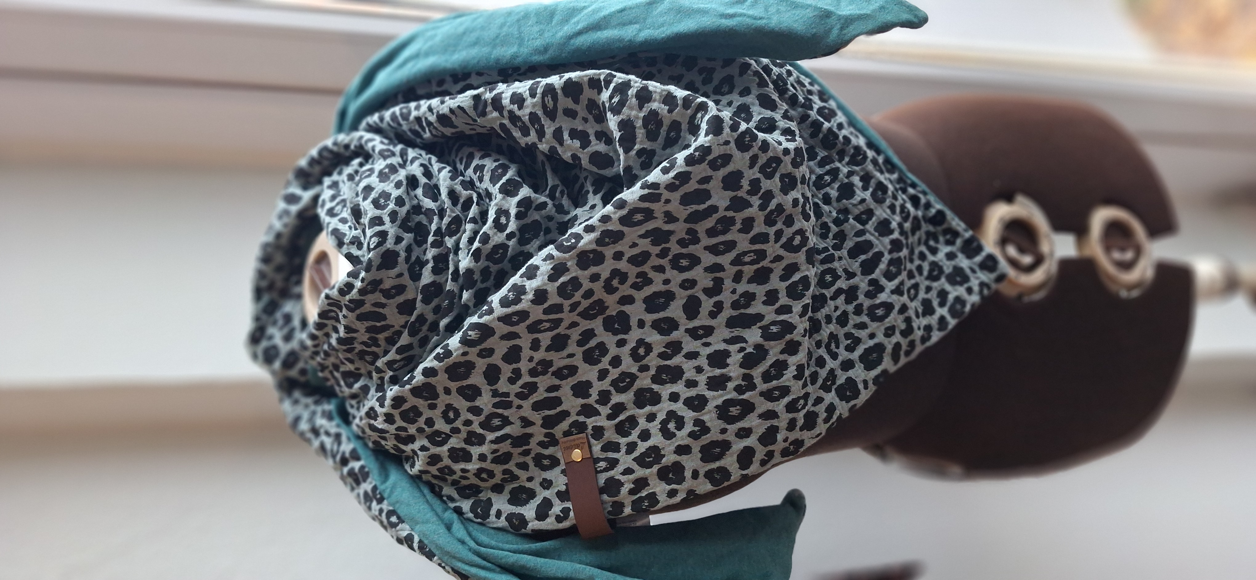 Xxl Dreiecktuch Leo Türkies