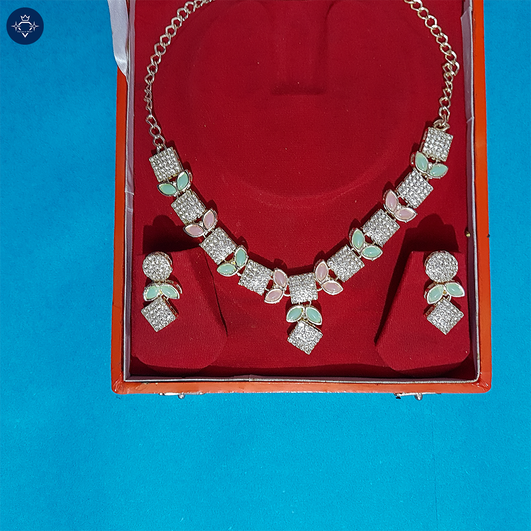 Elegant Necklace and Earrings Set
