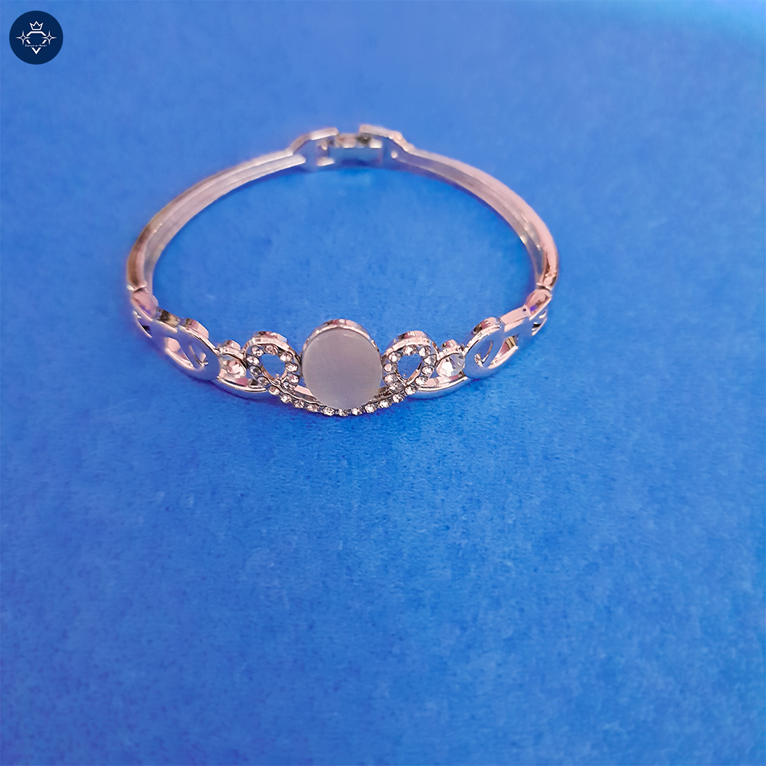 Elegant Silver Bracelet