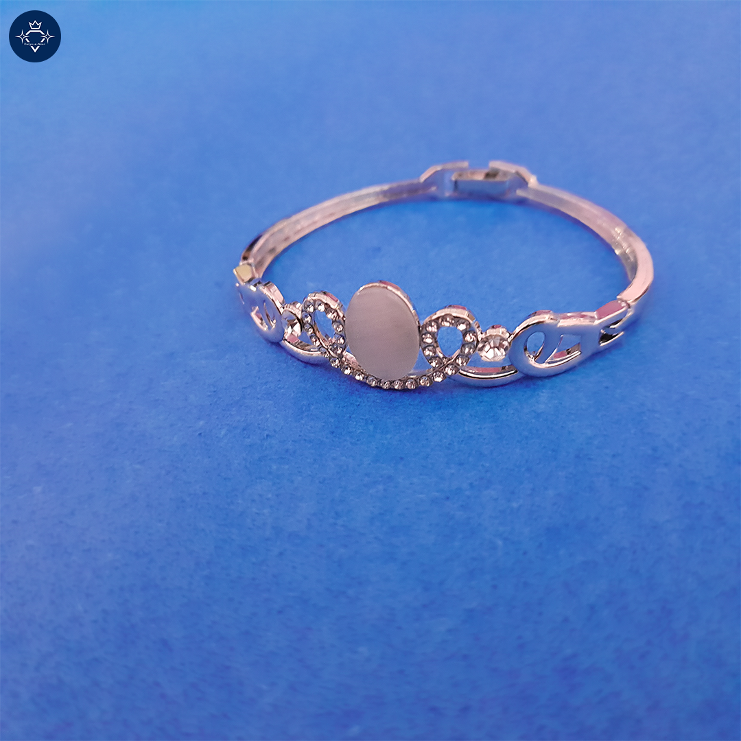 Elegant Silver Bracelet