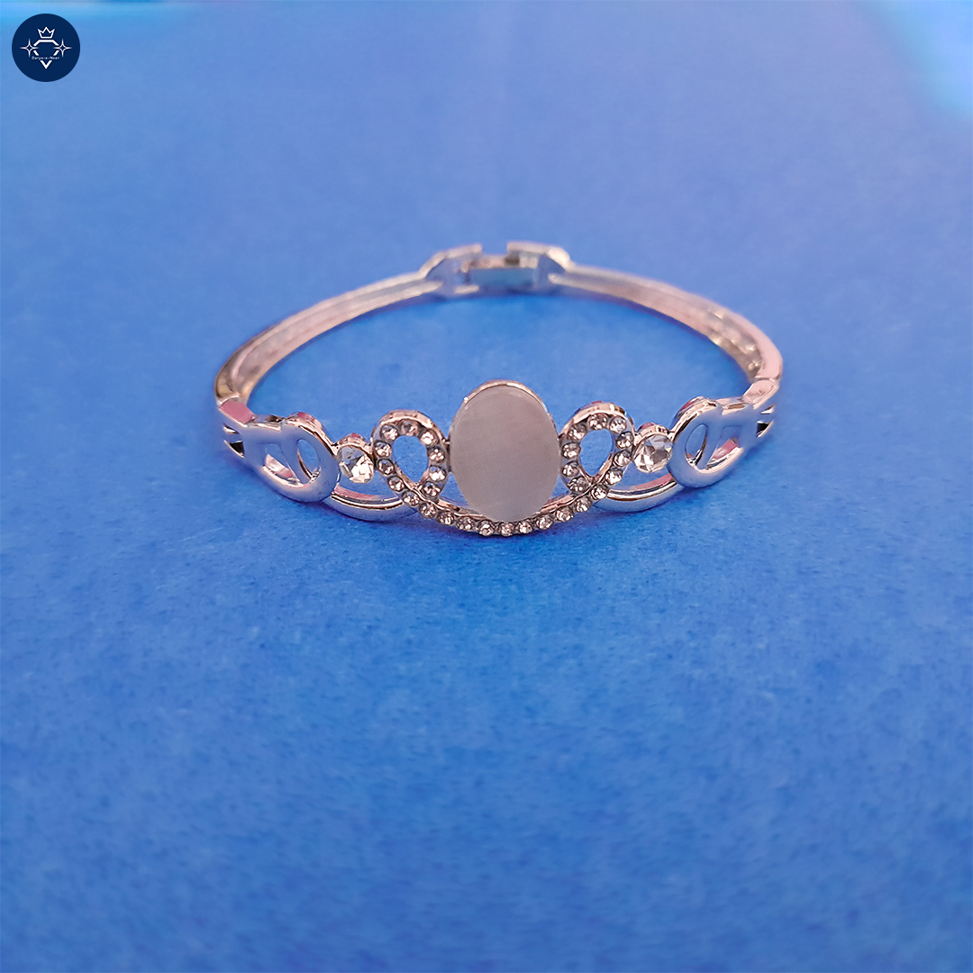 Elegant Silver Bracelet