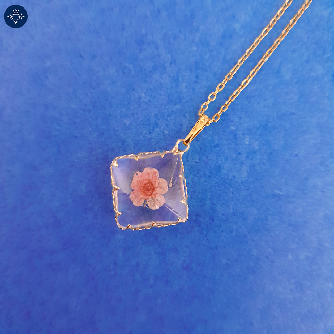 Floral Pendant Necklace