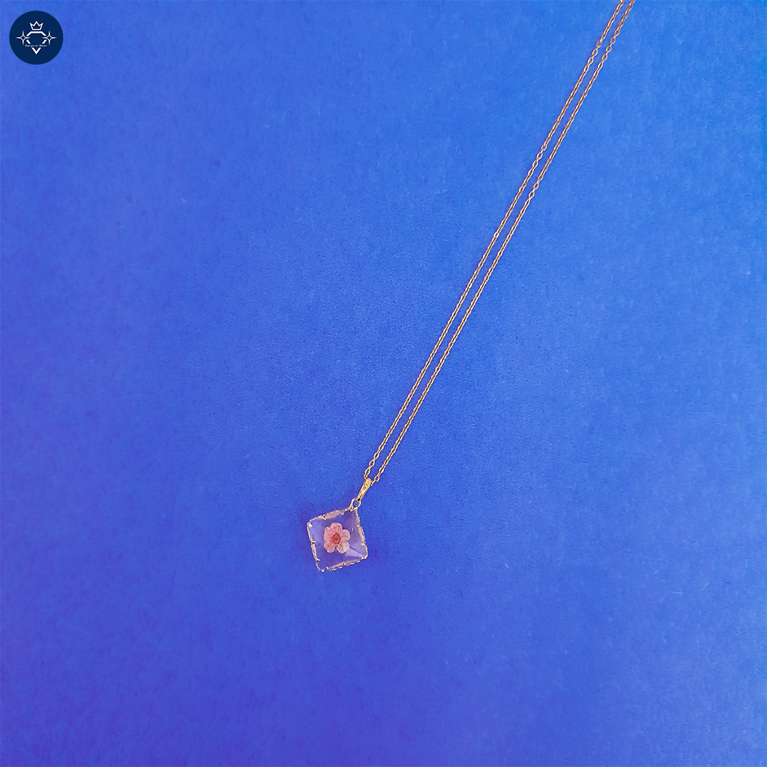 Floral Pendant Necklace
