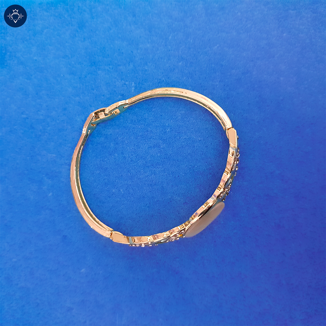 Noor-e-Moti Gold-Plated Bracelet – A Symbol of Timeless Elegance 