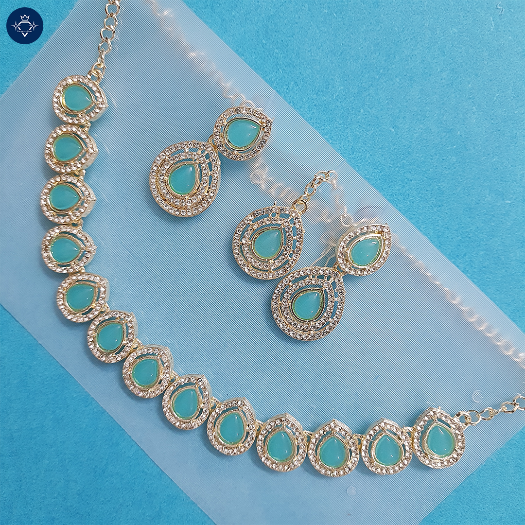Aqua Royale Necklace Set
