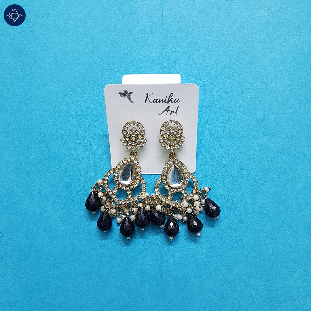 Meghna Kundan Earrings - A Timeless Statement of Royalty 