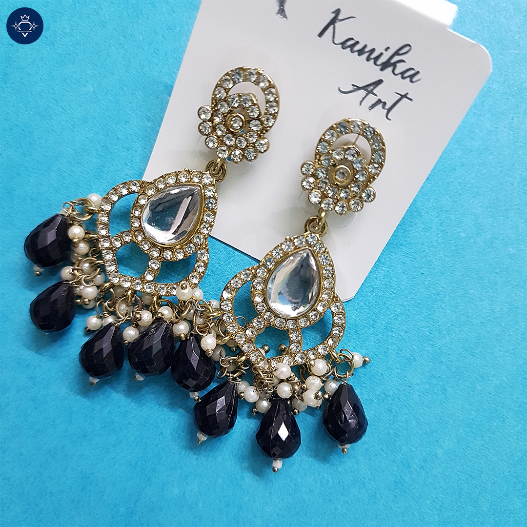 Meghna Kundan Earrings - A Timeless Statement of Royalty 