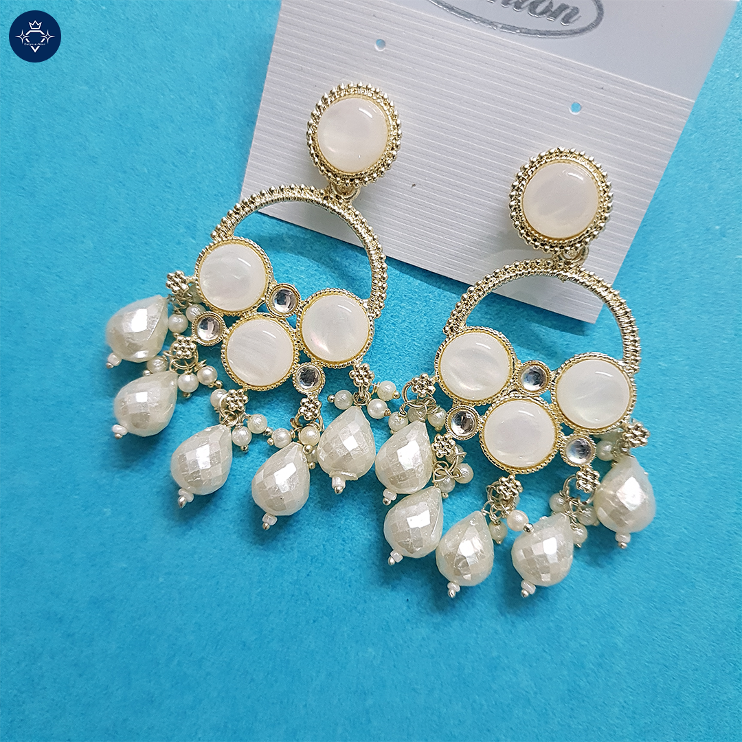 Chandrika Earrings – A Celestial Symphony in White & Gold 