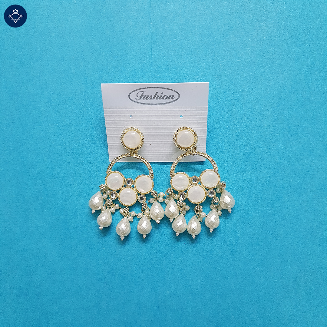 Chandrika Earrings – A Celestial Symphony in White & Gold 