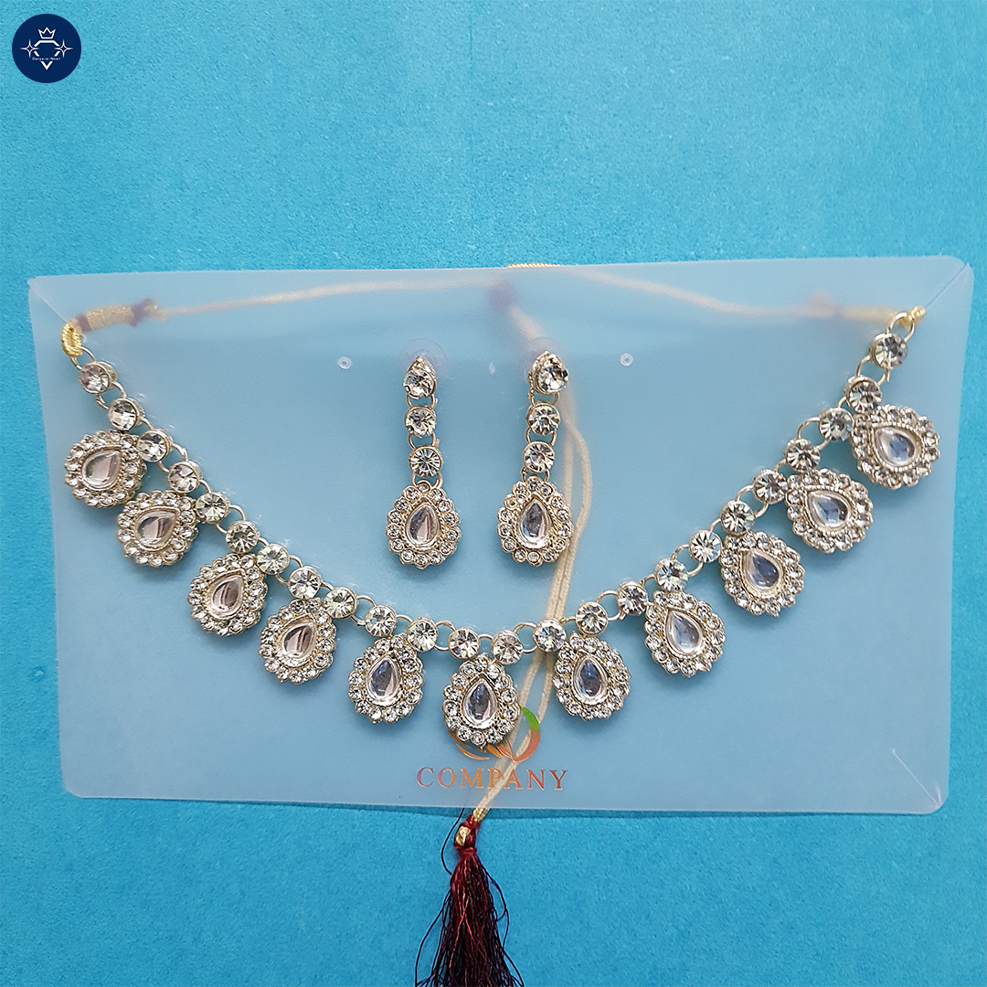 Ashru Mani Necklace Set – A Graceful Statement of Elegance