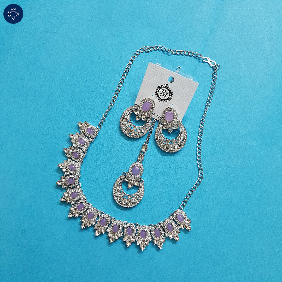 Lavanya Banafsha Necklace Set – A Regal Beauty! 