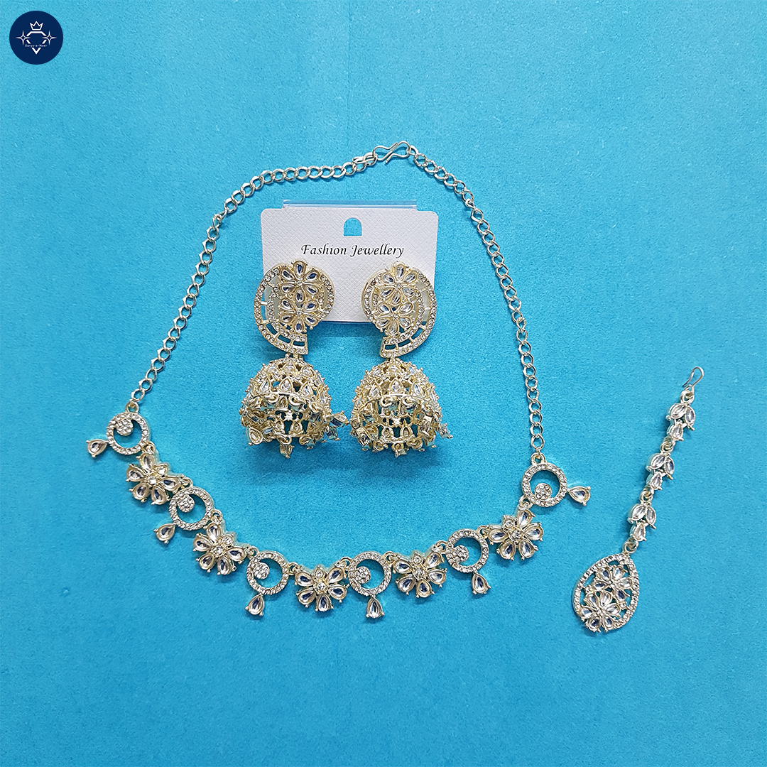 Suvarna Kusum Necklace Set