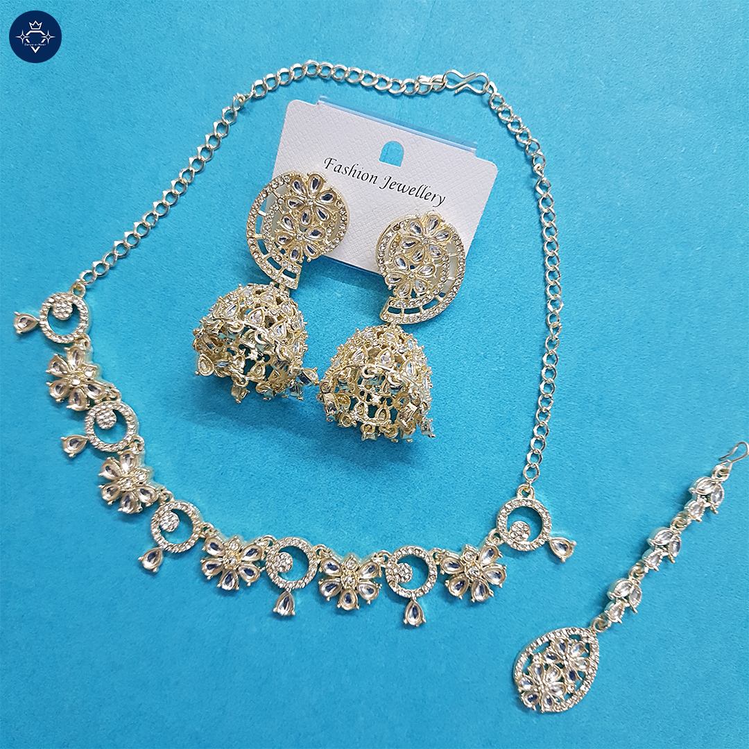 Suvarna Kusum Necklace Set