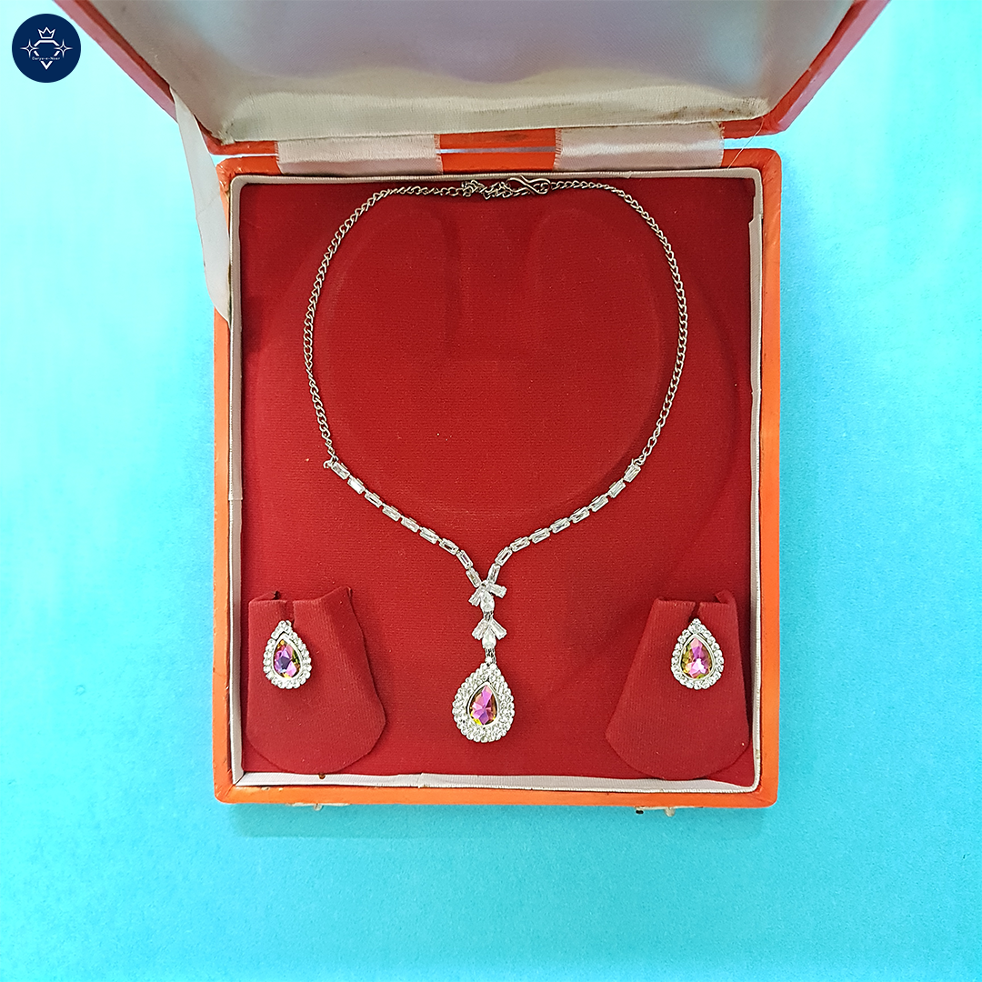Aurora Dew Necklace Set