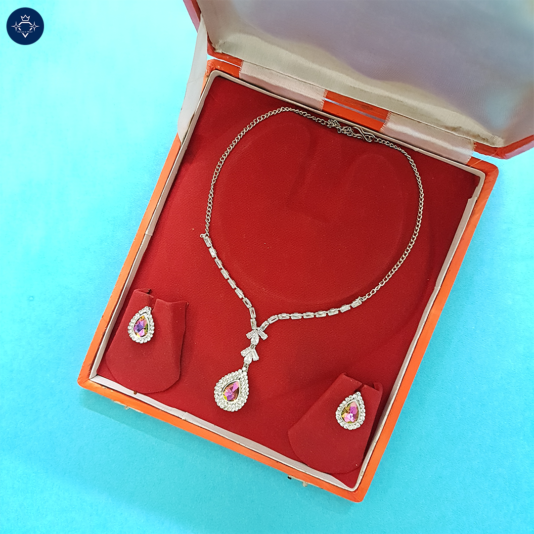 Aurora Dew Necklace Set