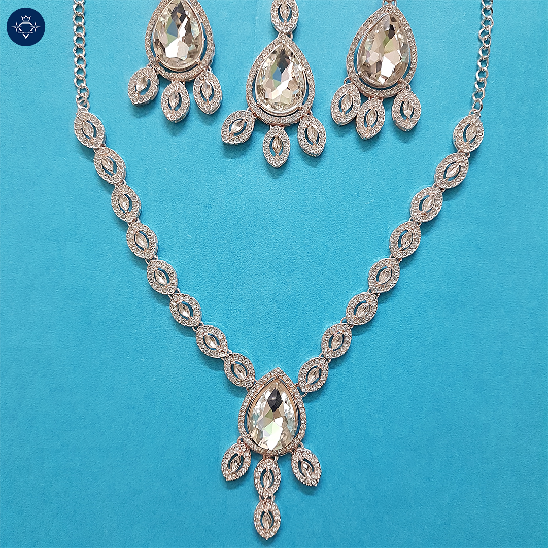 Diamond Dew Necklace Set