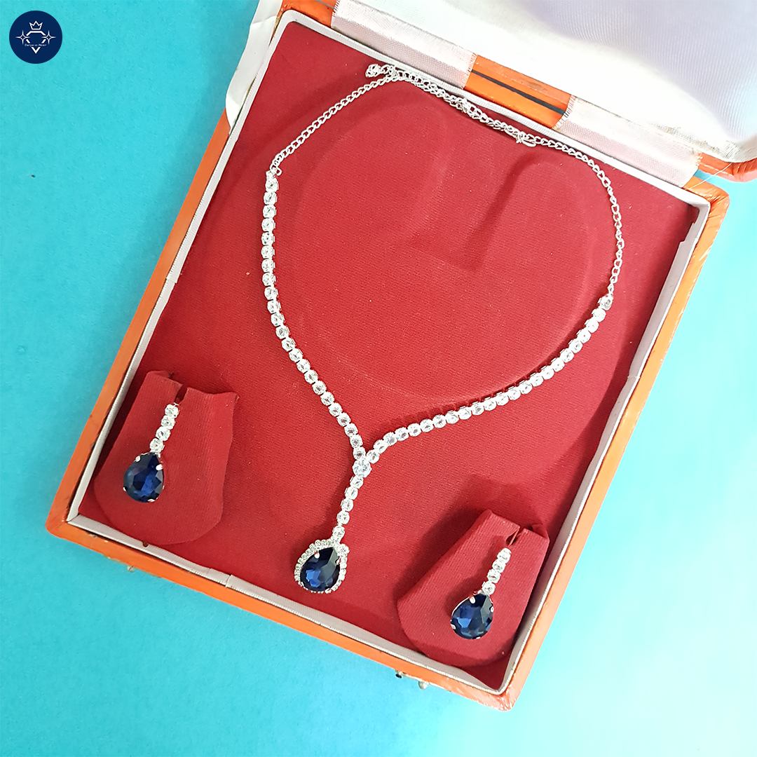 Midnight Droplets Necklace Set
