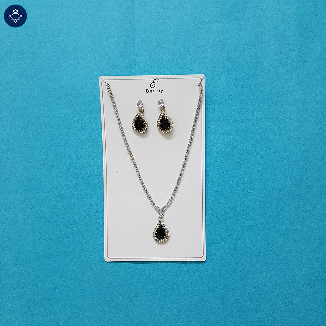 Onyx Dew Necklace Set