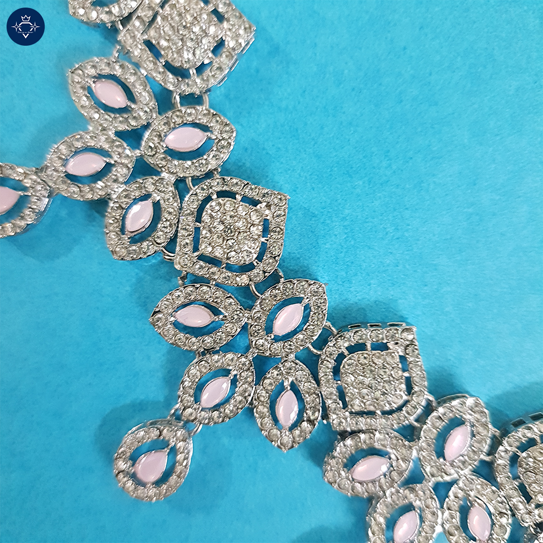 Ratnapriya Necklace Set