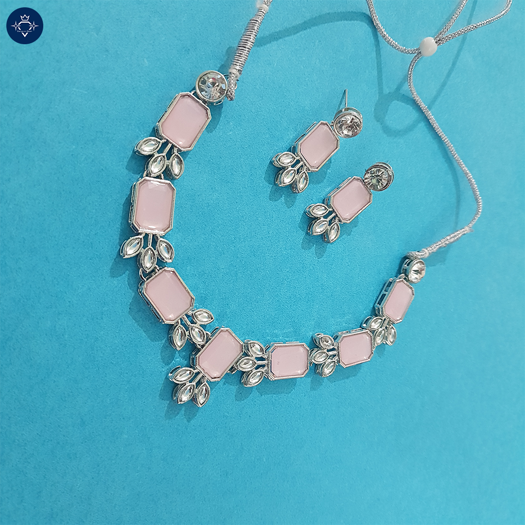 Rose Quartz Reverie Necklace Set