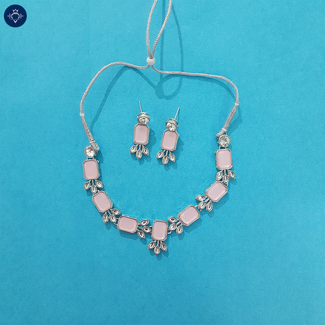 Rose Quartz Reverie Necklace Set