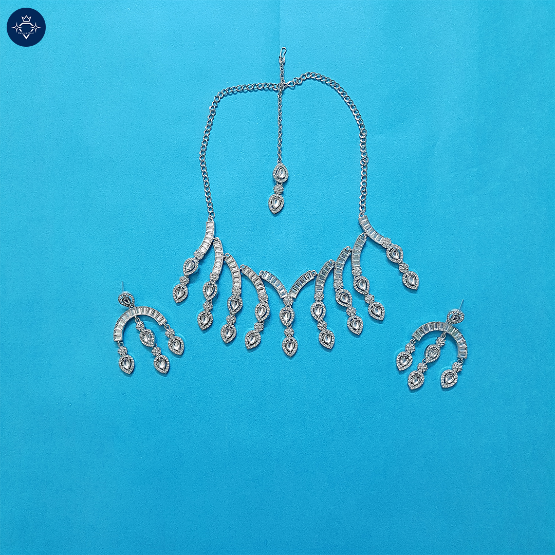 Shakha Nufura Necklace Set