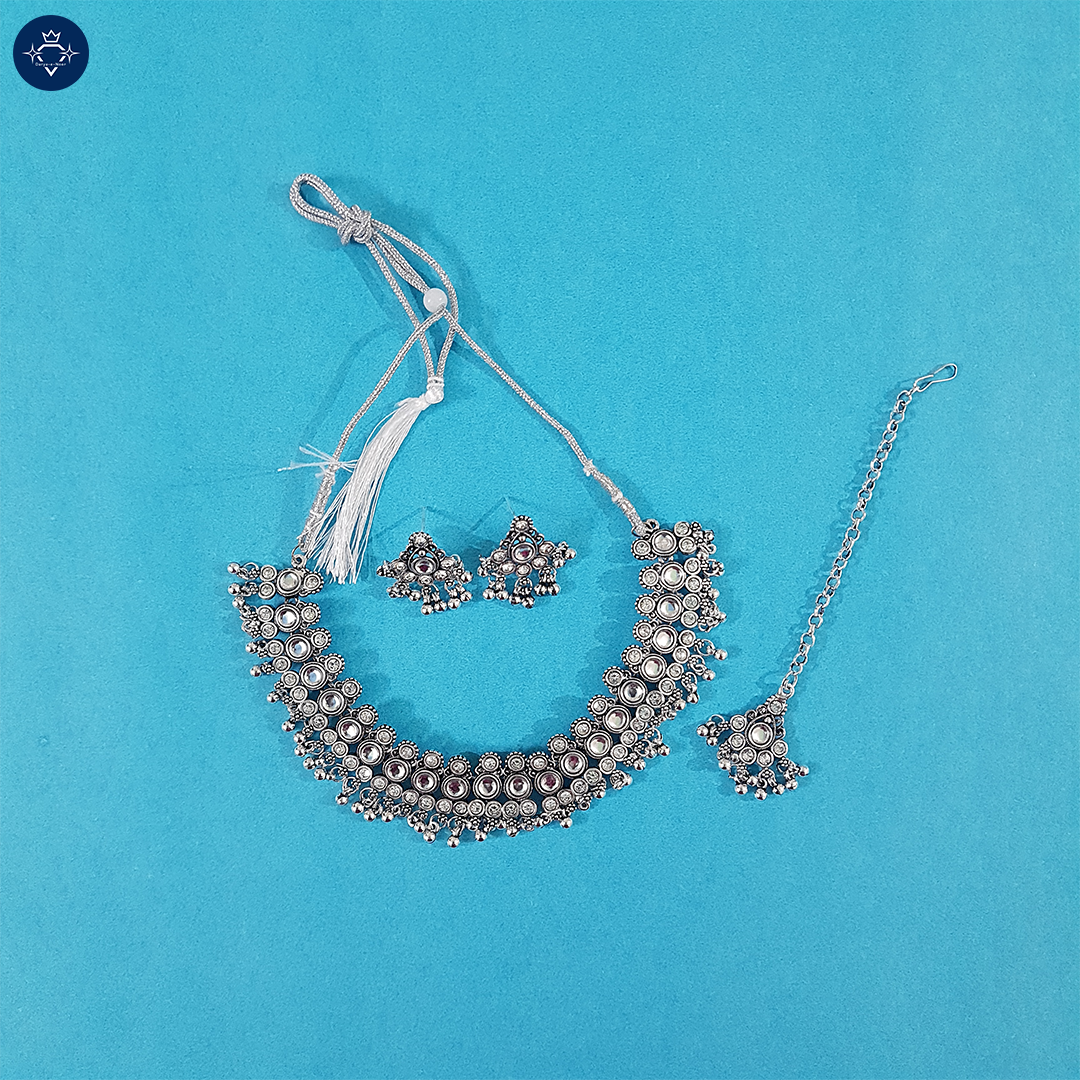 Tejshree Necklace Set 