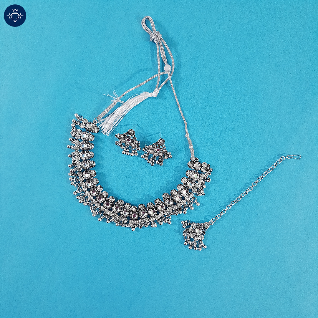Tejshree Necklace Set 