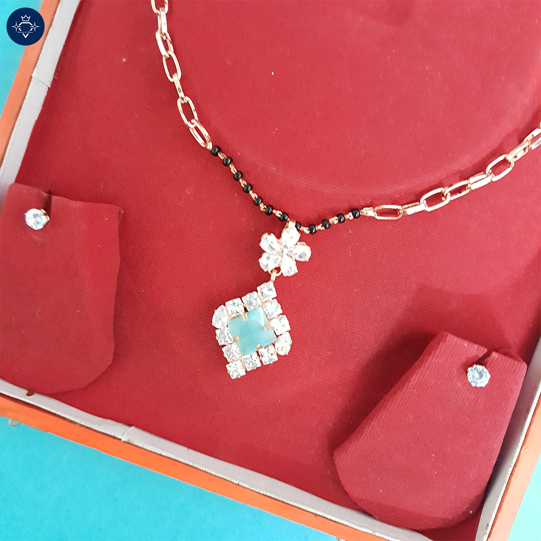 Turquoise Bloom Necklace Set 