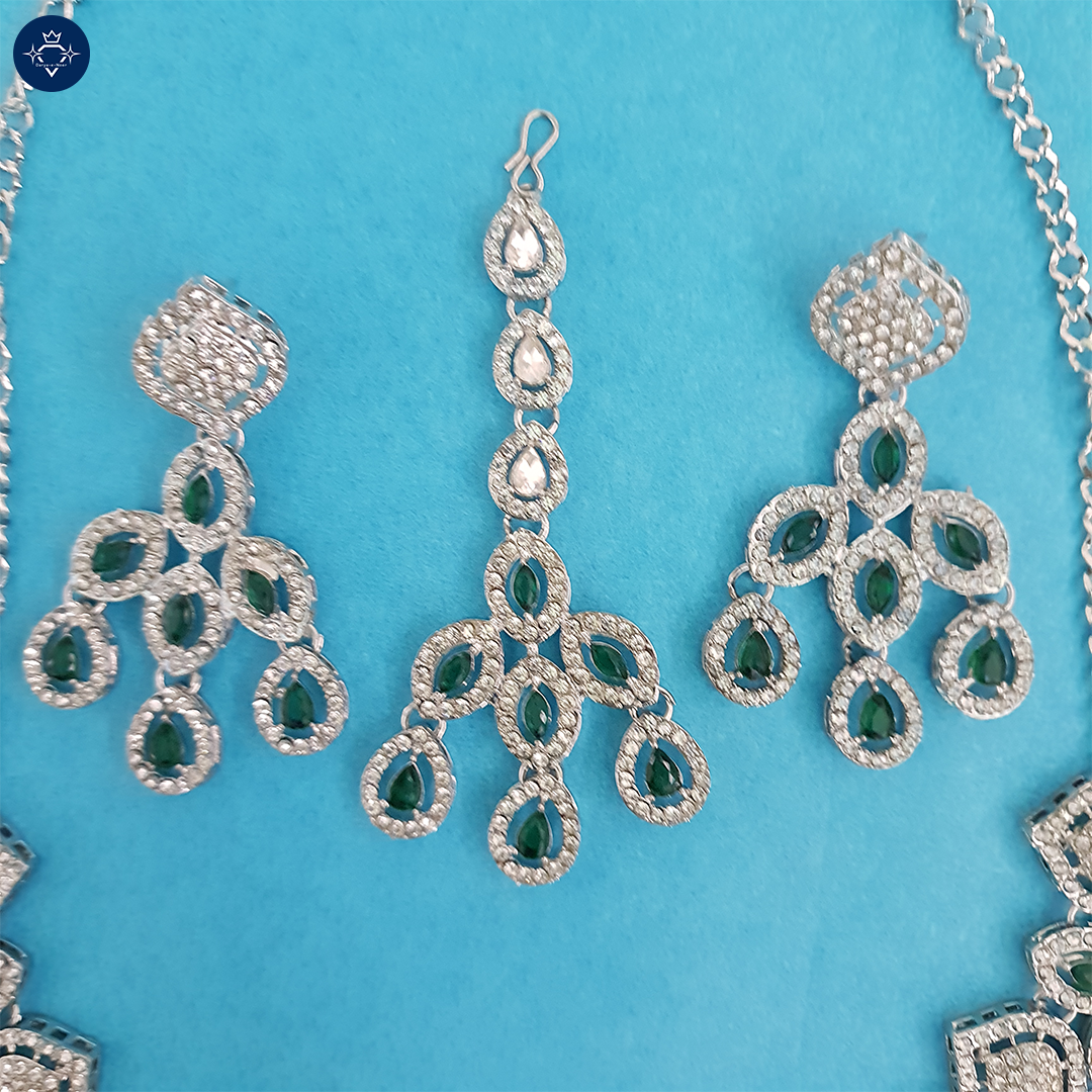 Zamrina Necklace Set