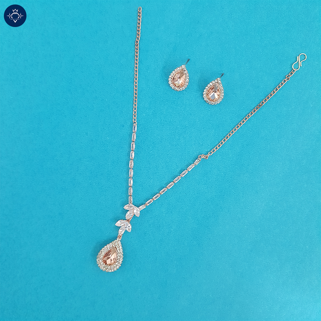 Zarrin Ashru Necklace Set
