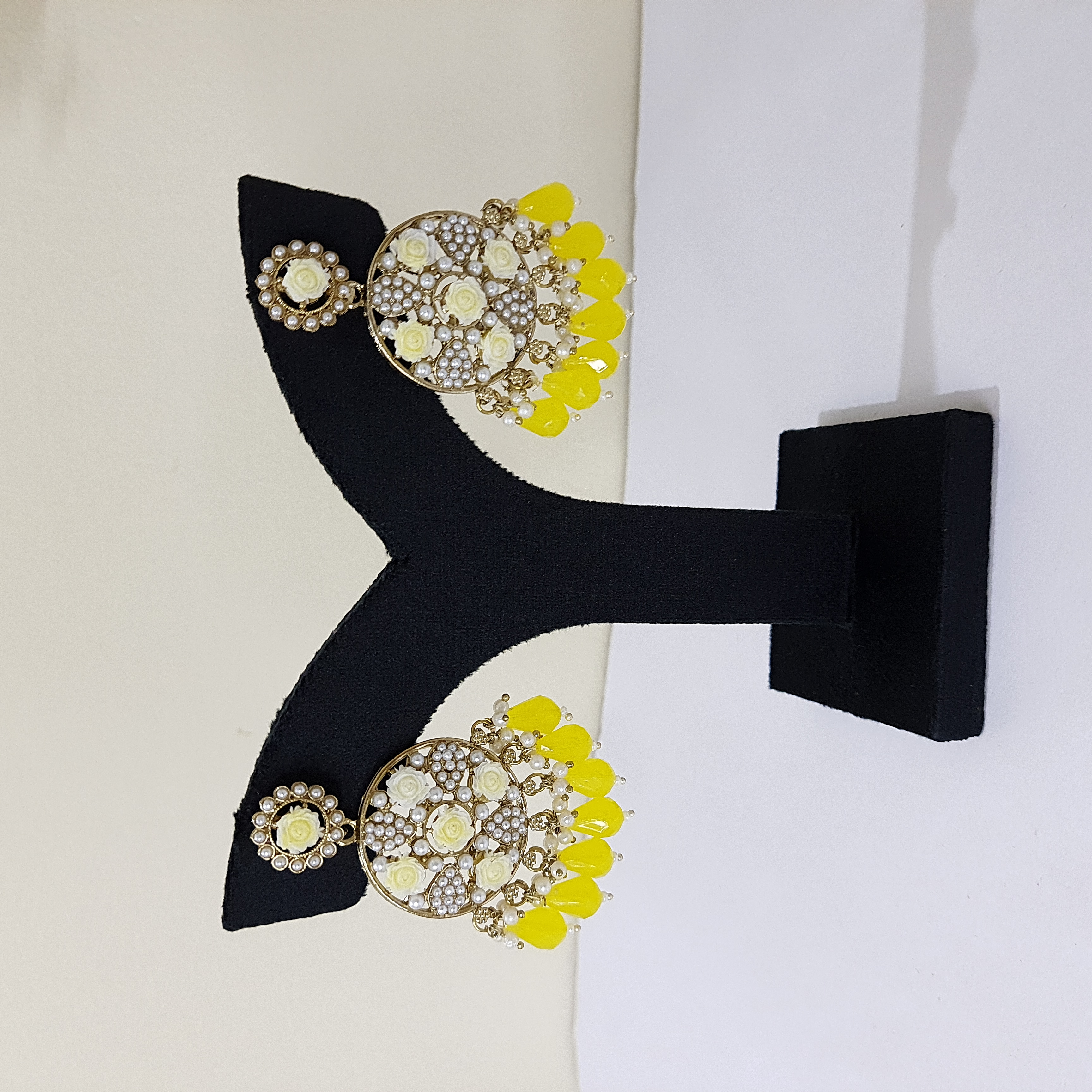 Amaltas – Yellow Floral Earrings | Gulnaaz Collection