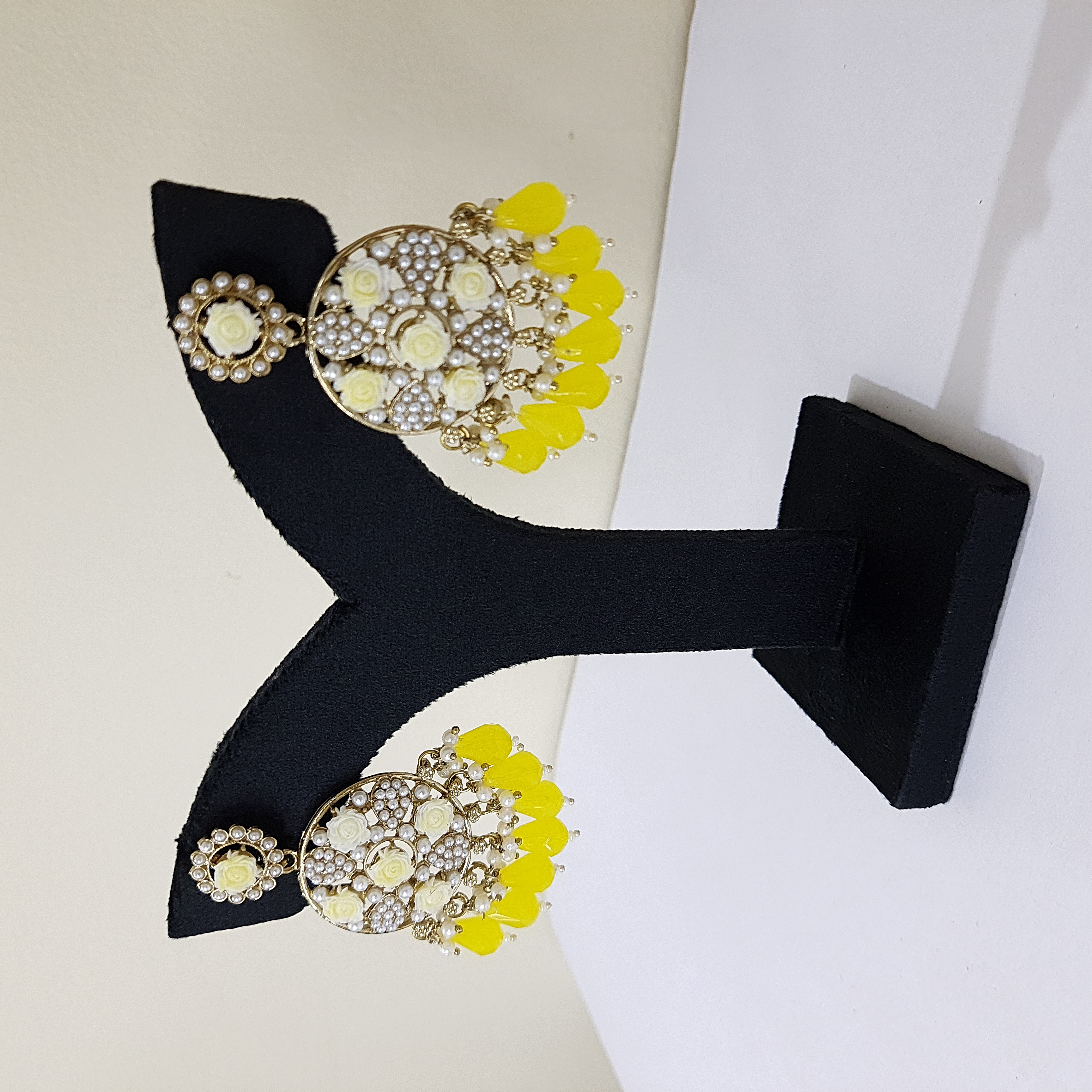 Amaltas – Yellow Floral Earrings | Gulnaaz Collection