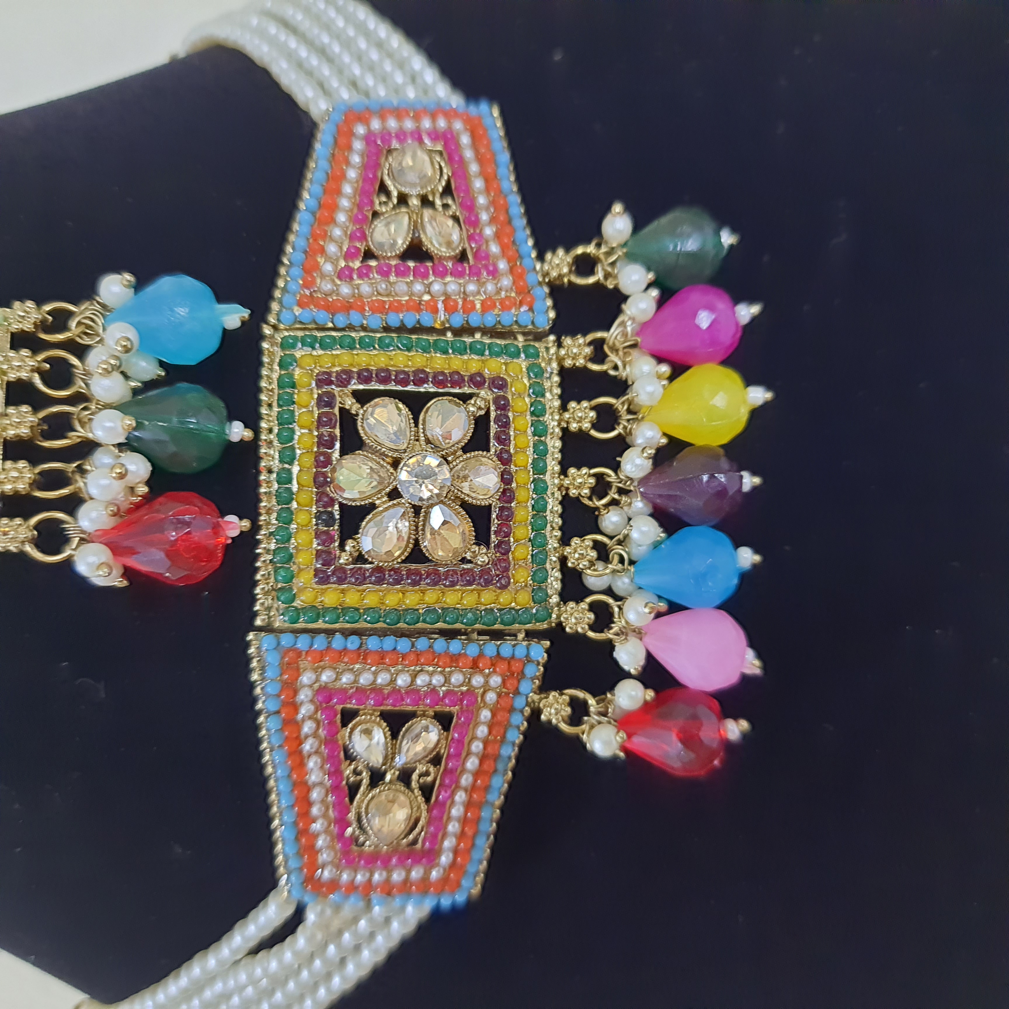 Mehfil-e-Rang – Multicolor Pearl Choker Set | Moti Mantra Collection