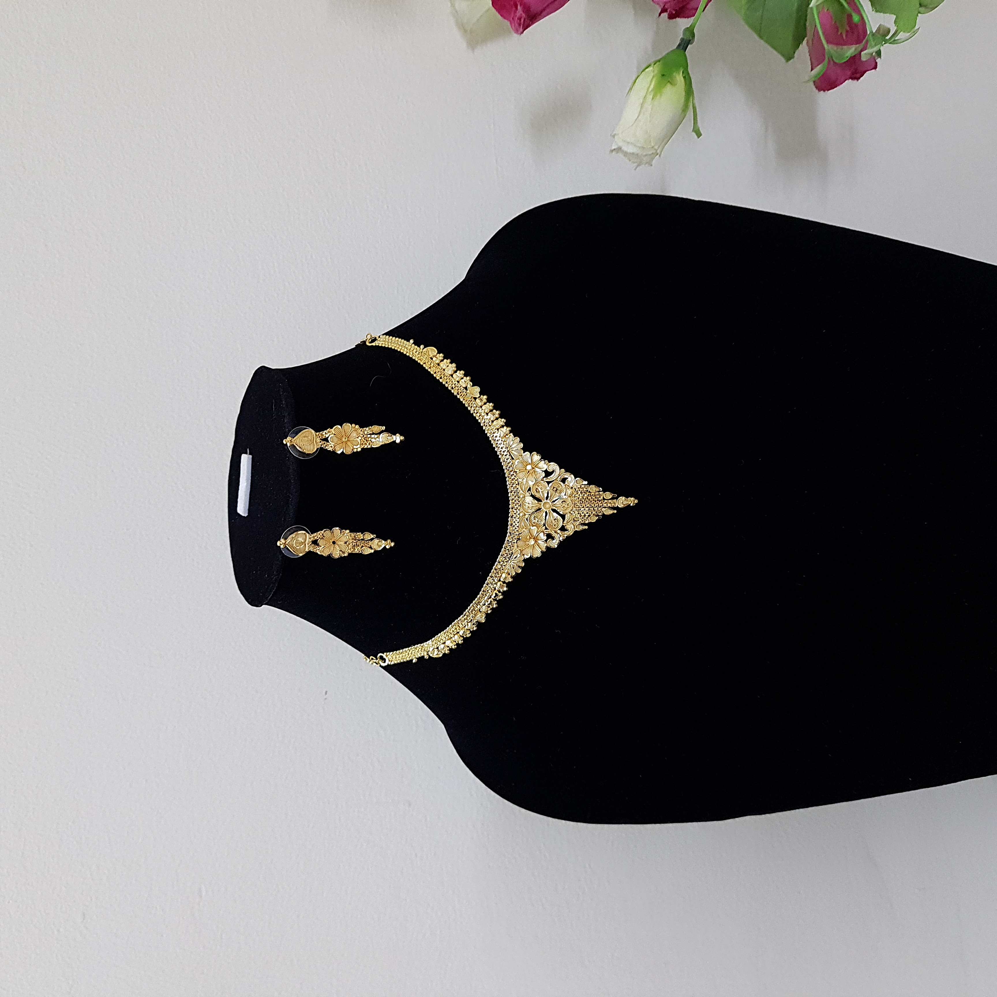 Swarna Pallavi Necklace & Earring Set | Swarna Kala Collection