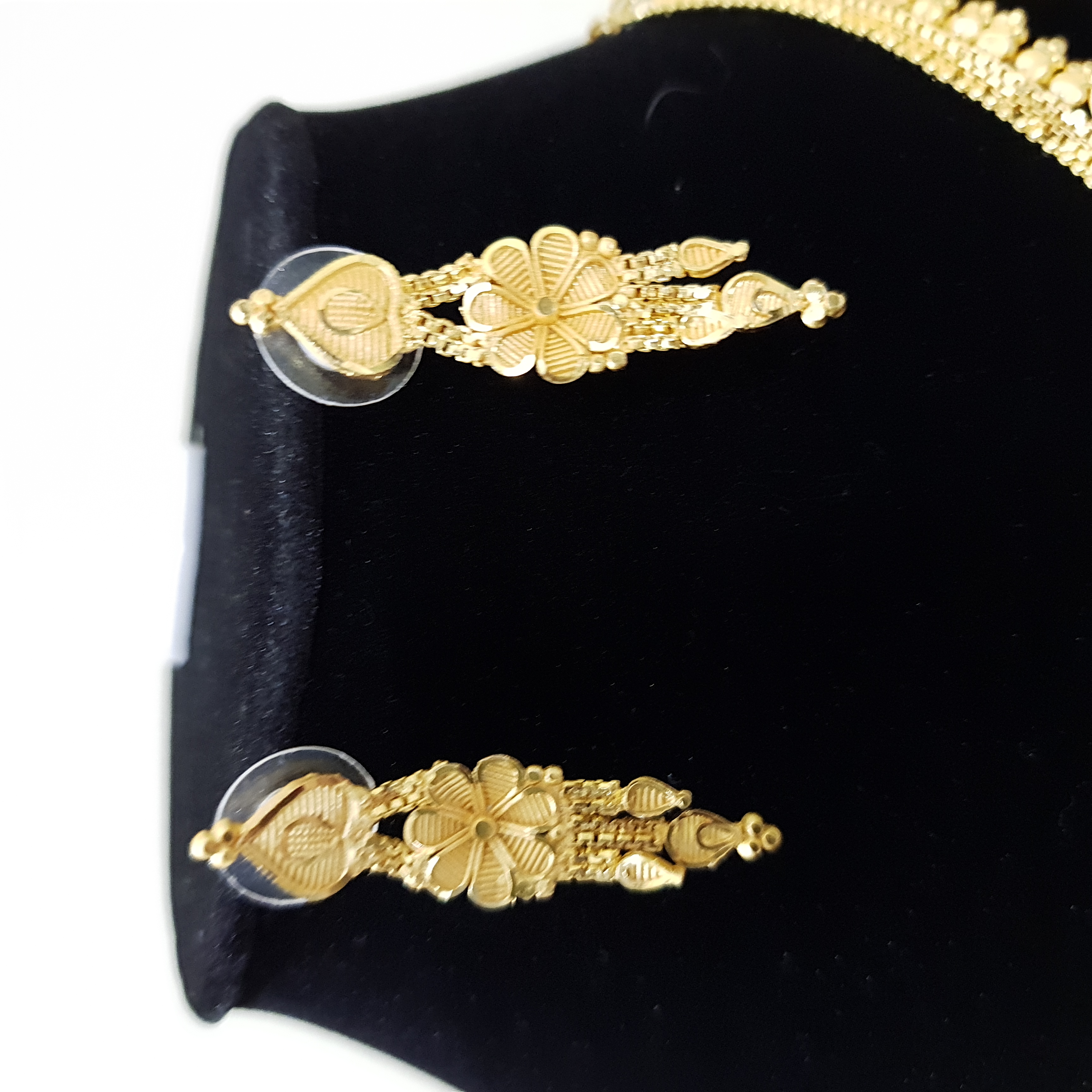 Swarna Pallavi Necklace & Earring Set | Swarna Kala Collection