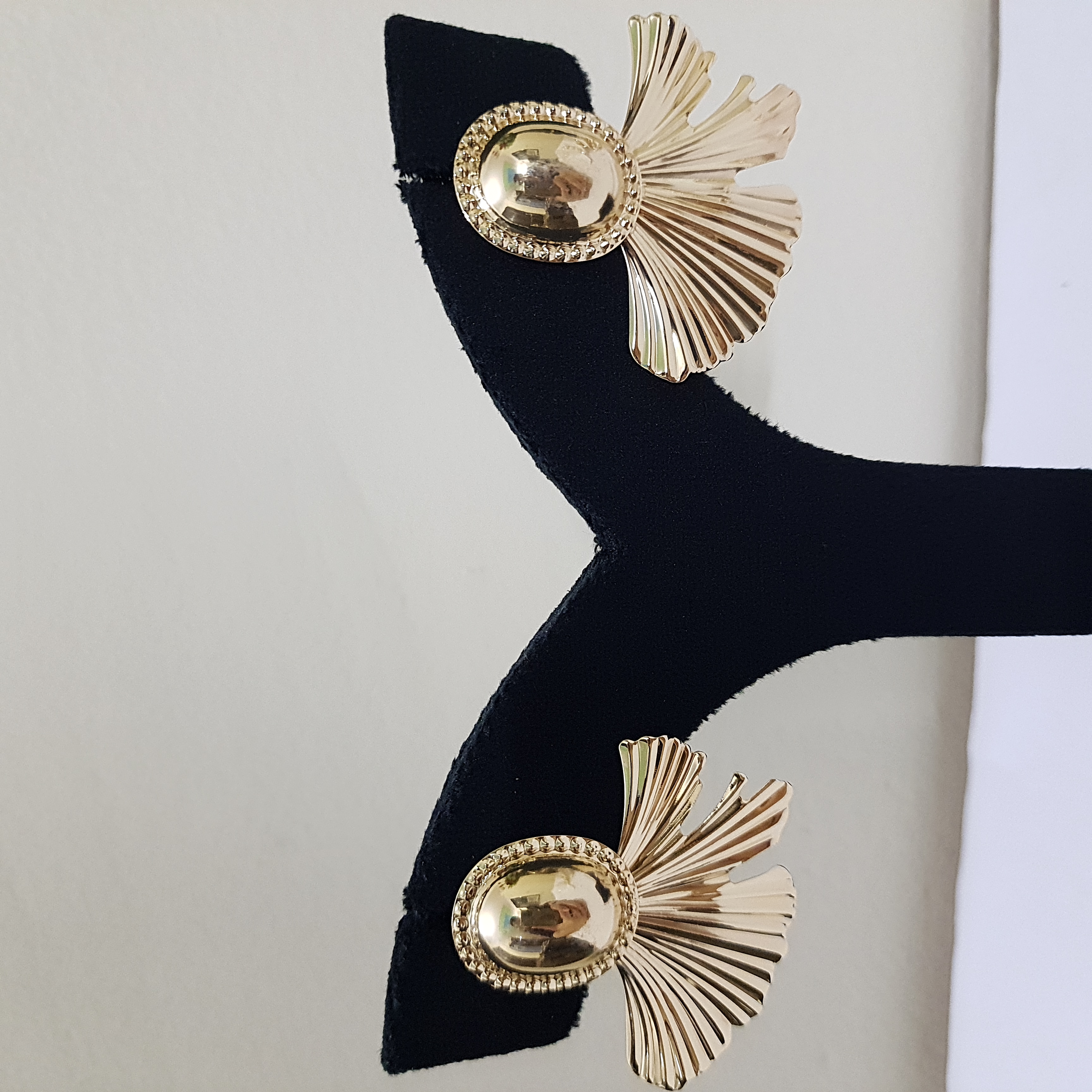 Golden Gingko Leaf Earrings | Daily Dose Collection