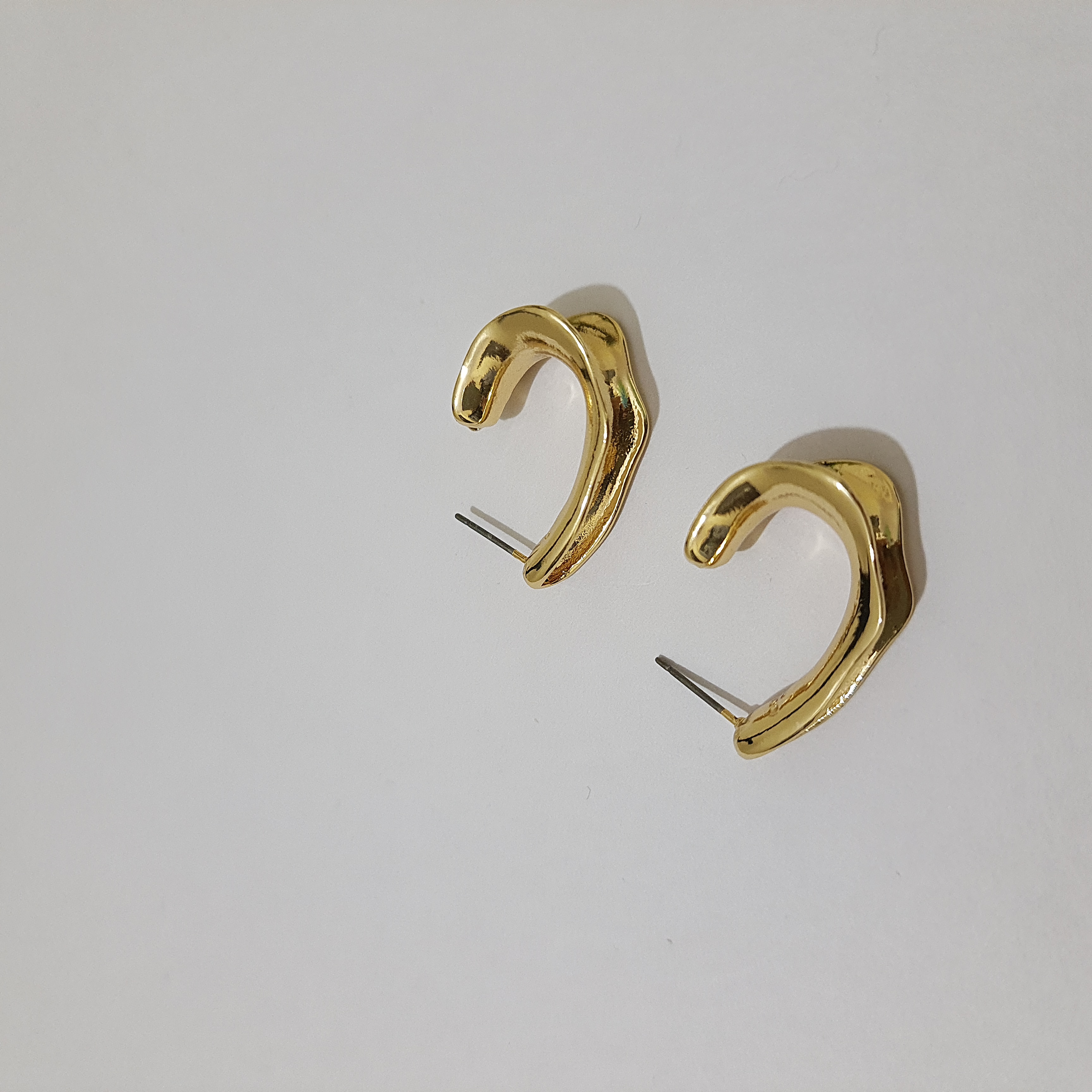 Golden Flow Hoops Stud Earrings | Daily Dose Collection