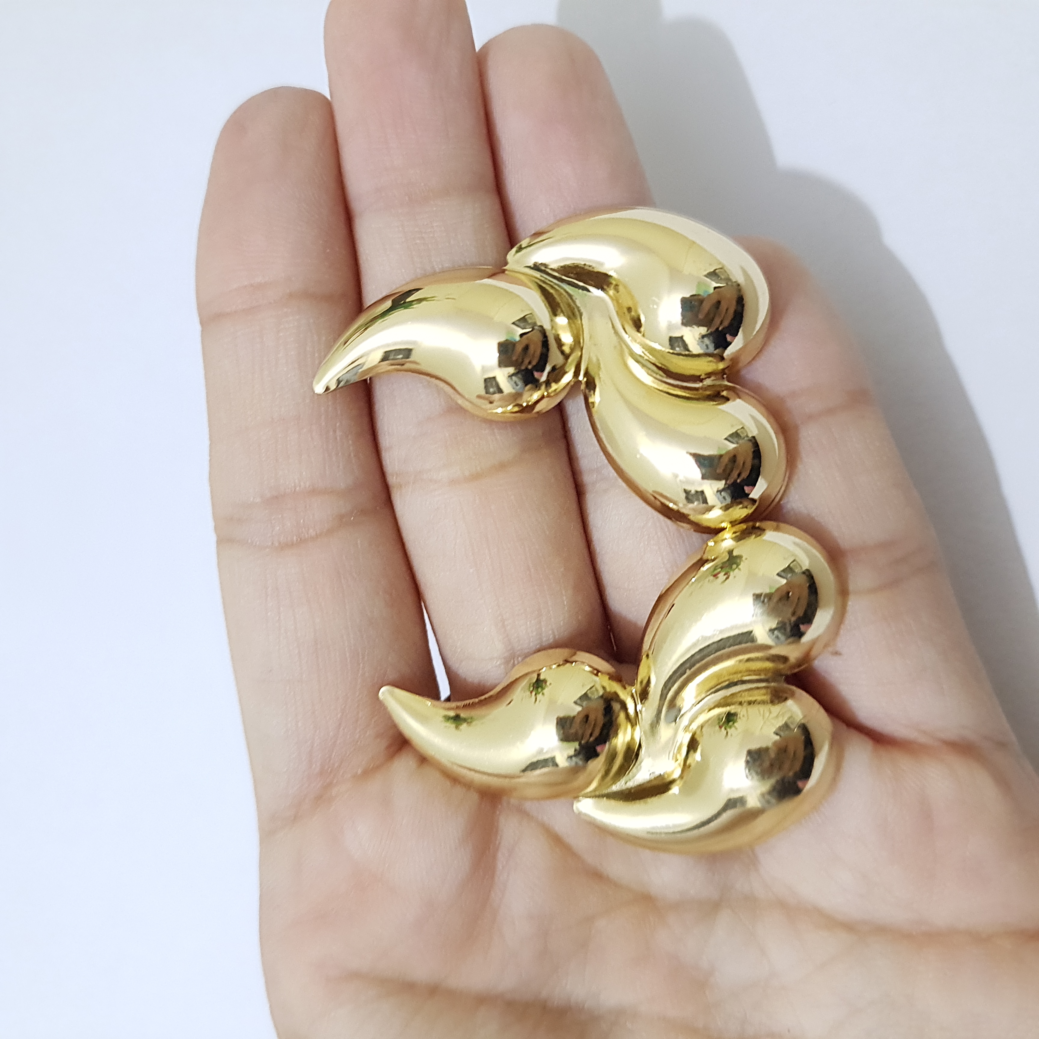 Golden Flicker Anti-Tarnish Studs | Daily Dose Collection